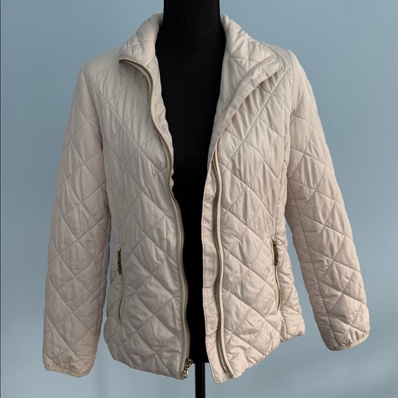 Old Navy Jackets & Blazers - ❤️3/$30 Old Navy Women's Cream Quilted Jacket